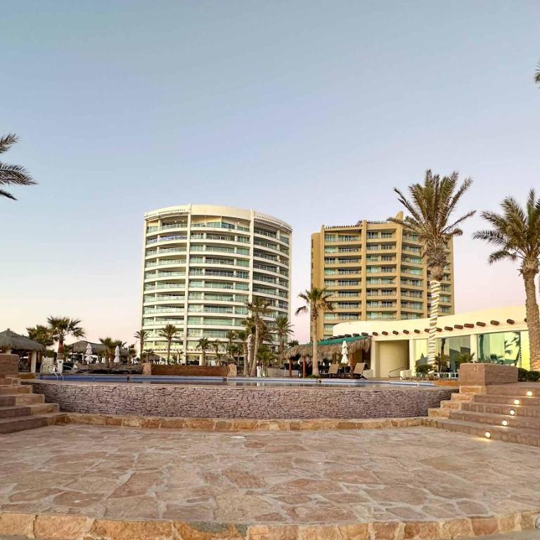 Waves & Relaxation Oceanfront 2BR Family Condo - Apartamento - 43