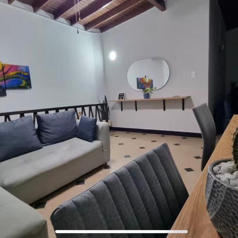 Amplia y Cómoda casa en la 70 - Vacation Home - 2