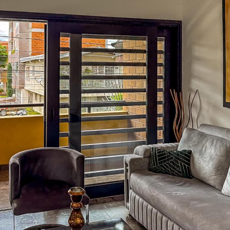 Urban Lofts - One-Bedroom Premium Apartment - 14