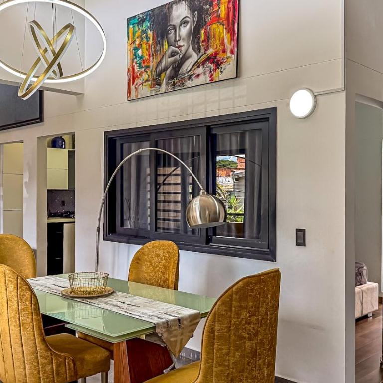Urban Lofts - One-Bedroom Premium Apartment - 24