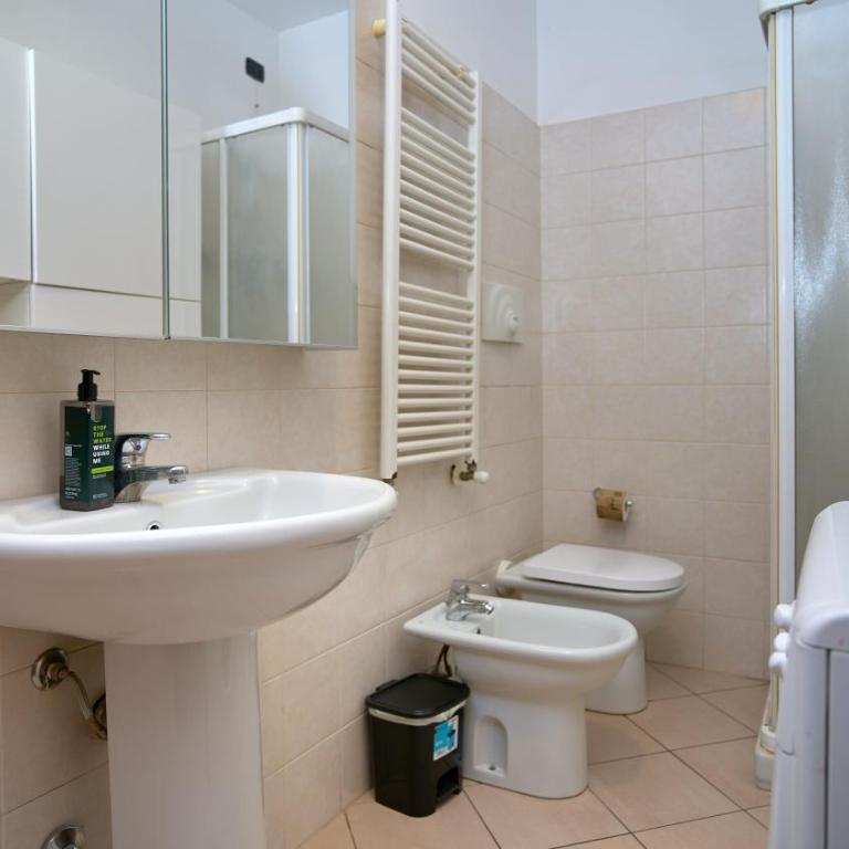 App 22 - Appartamento ad Angolo con Balcone - Apartamento de 1 dormitorio - 3