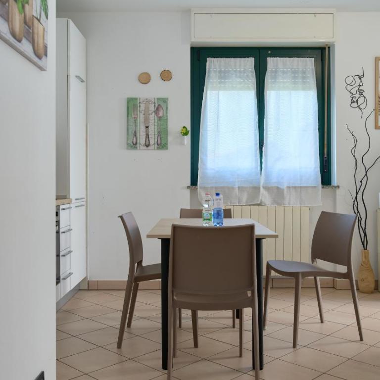 App 22 - Appartamento ad Angolo con Balcone - Apartamento de 1 dormitorio - 2
