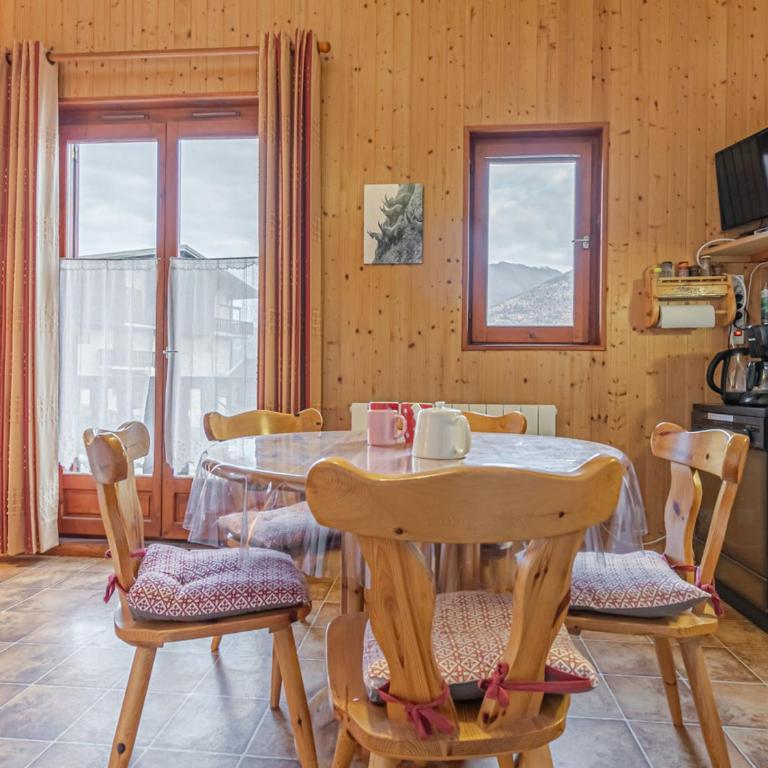 Appartement avec balcon et WIFI, près des pistes - Apartamento de 1 dormitorio - 1