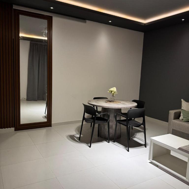 Isi house - One-Bedroom Apartment - 30