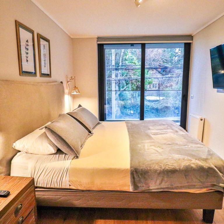 HOM I Conjunto frente al Lago con piscina temperada y estacionamiento - Apartamento - 1