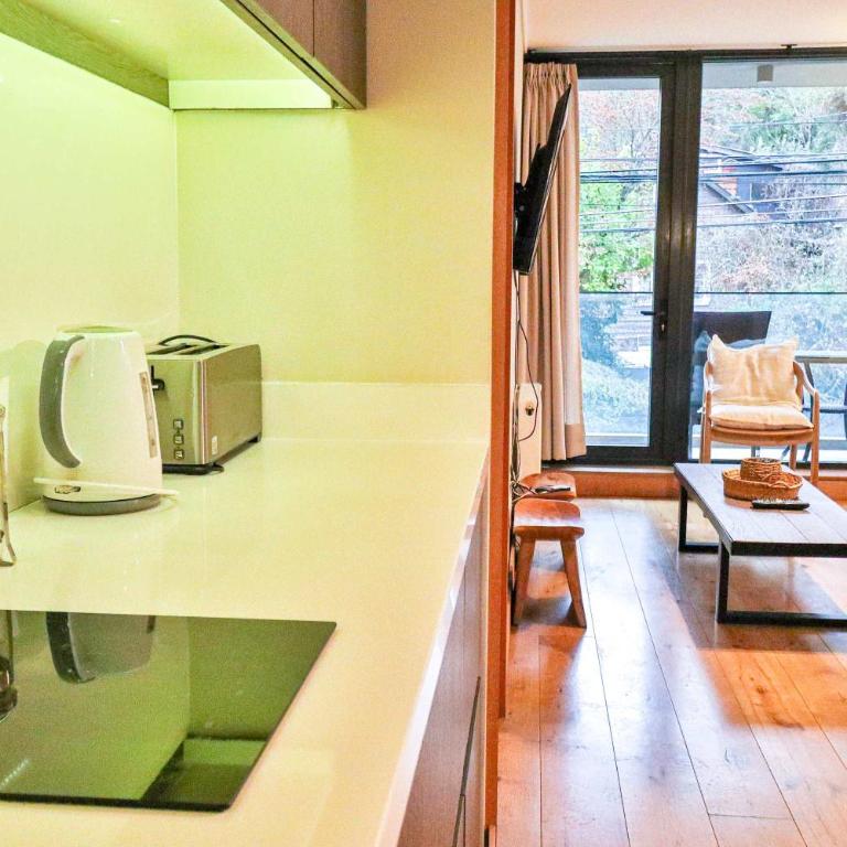 HOM I Conjunto frente al Lago con piscina temperada y estacionamiento - Apartamento - 26