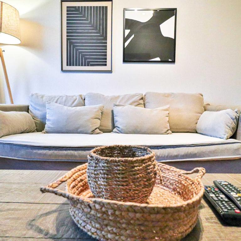 HOM I Conjunto frente al Lago con piscina temperada y estacionamiento - Apartamento - 29