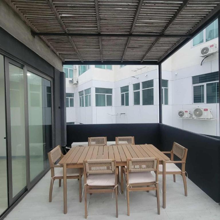 Sea View Getaway - Two-Bedroom Deluxe Apartment with Ocean View - 8