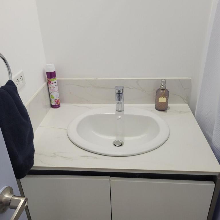 Sea View Getaway - Two-Bedroom Deluxe Apartment with Ocean View - 26