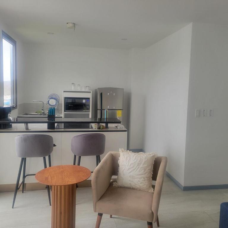 Sea View Getaway - Two-Bedroom Deluxe Apartment with Ocean View - 27