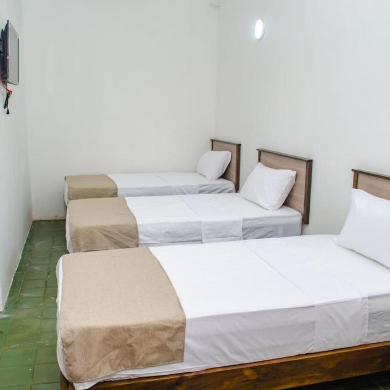 Puertas de la Bahía - Habitación Triple Económica - 1