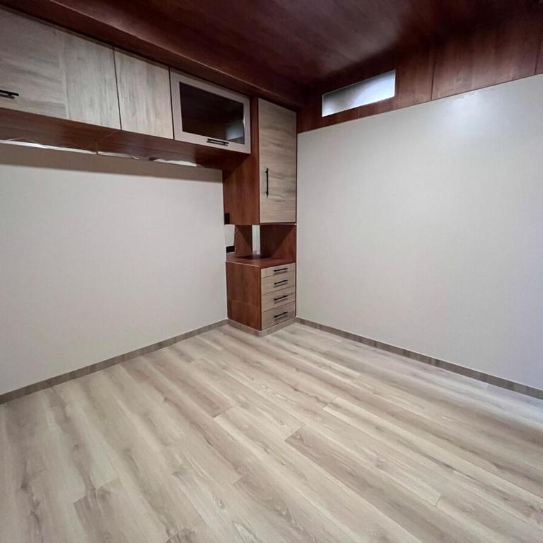 Cozy suite, great area - One-Bedroom Apartment - 10