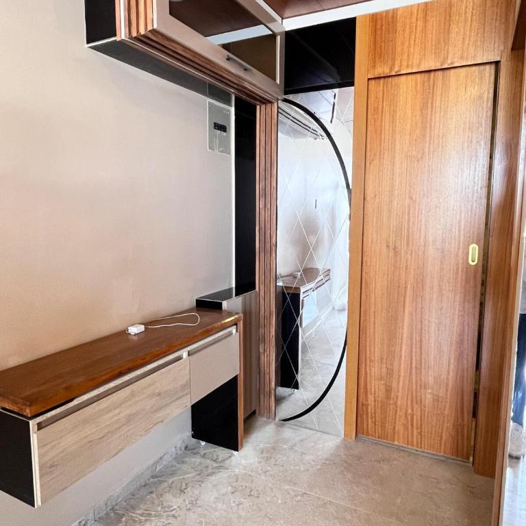 Cozy suite, great area - One-Bedroom Apartment - 17