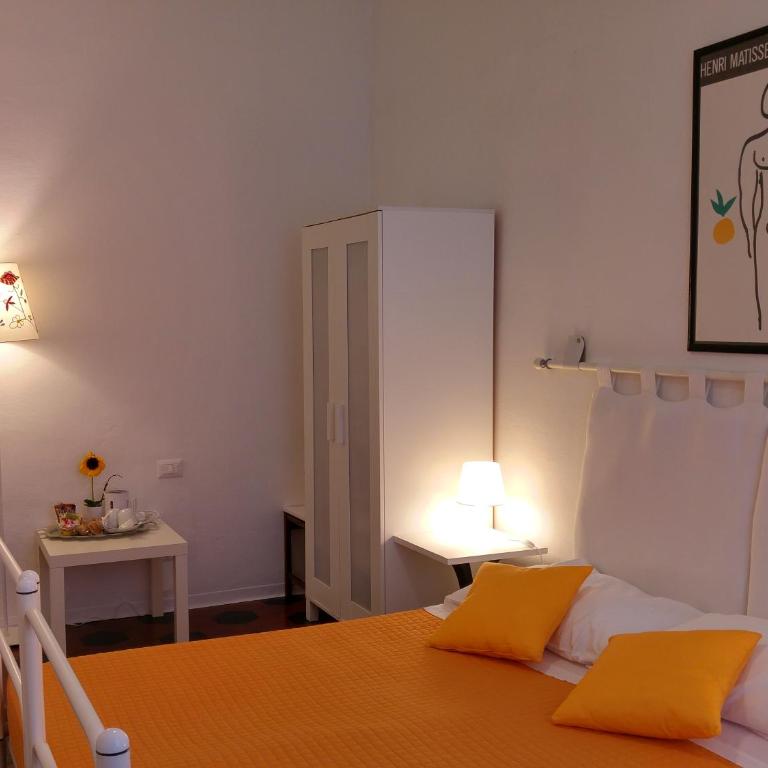 Lucretia House - Camera Matrimoniale/Doppia con Letti Singoli con Bagno Privato Esterno - 8