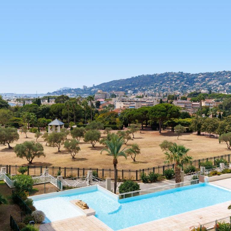Grand 2 Pièces Climatisé dans Residence de Standing avec Vue Piscine au Bord de la Mer - Appartement 1 Chambre - 21