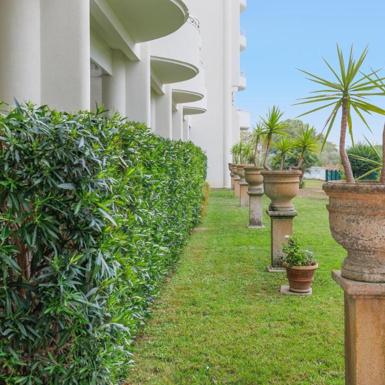 Grand 2 Pièces Climatisé dans Residence de Standing avec Vue Piscine au Bord de la Mer - Appartement 1 Chambre - 34