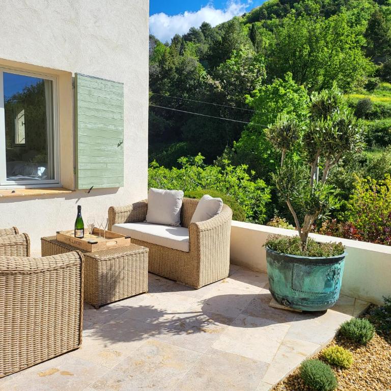 Elegant garden apartment by mountain, sea view in Vence - Appartement 3 Chambres - 8