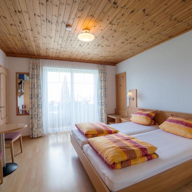 Pension Christophorus - Doppelzimmer mit Balkon - 6