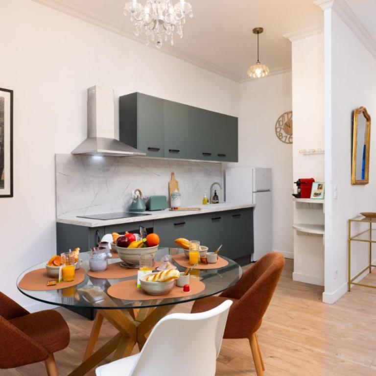 Heart of Oc Mistral Elegant & Spacious Center Train Station - Appartement 2 Chambres avec Balcon - 15