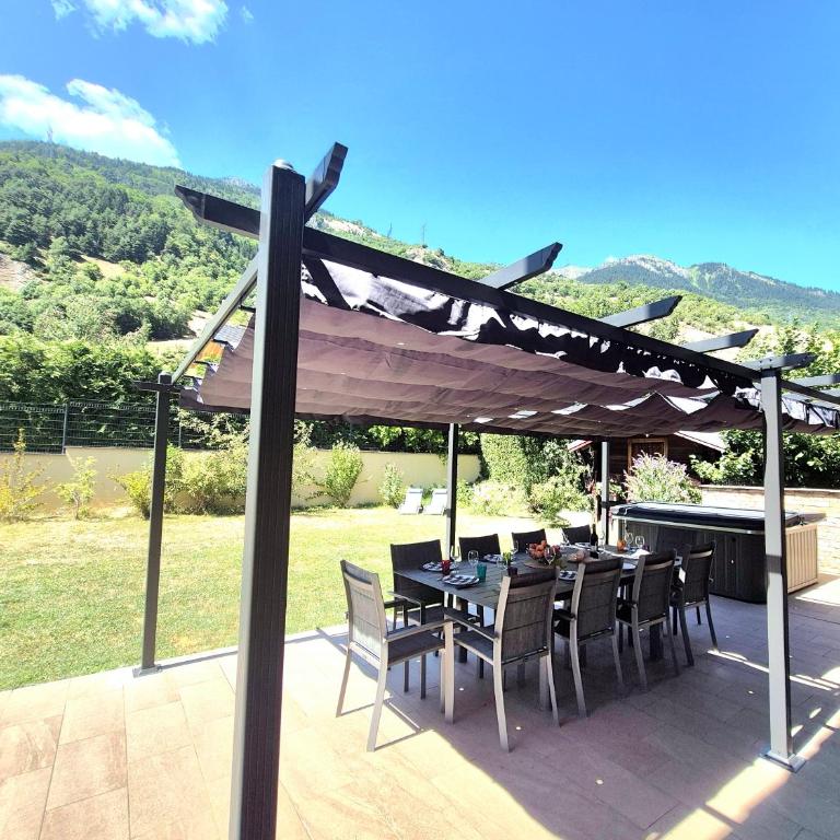 Chalet avec Jacuzzi, billard, jardin clos, proche Paradiski - Chalet - 41