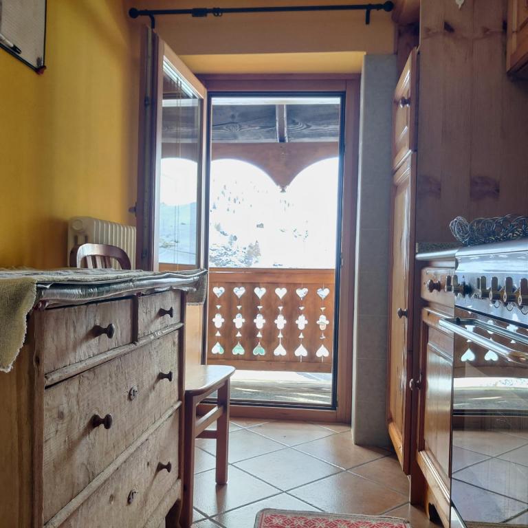 Al DOS 2 - Apartment with Balcony - 13