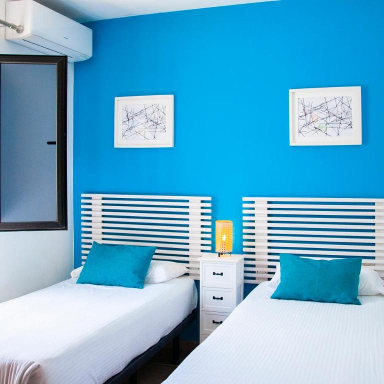 Villa Conil with heated pool and air conditioning - Three-Bedroom Villa - 9