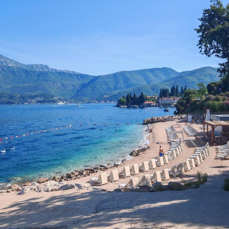 Agape Rose Hotel - Double Room with Balcony and Sea View - 1