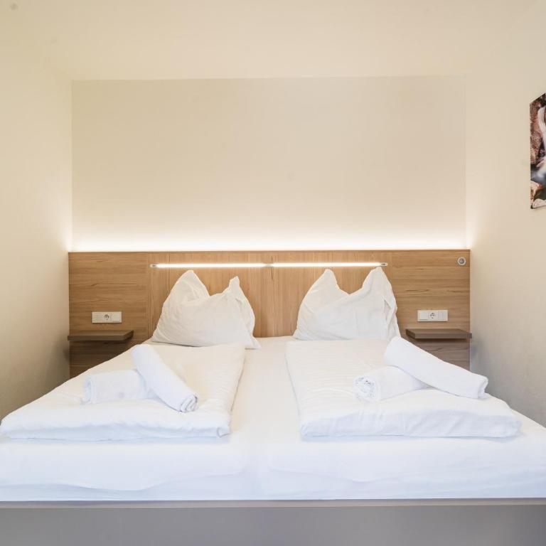 Hotel Stubnerhof - Doppelzimmer mit Balkon - 11