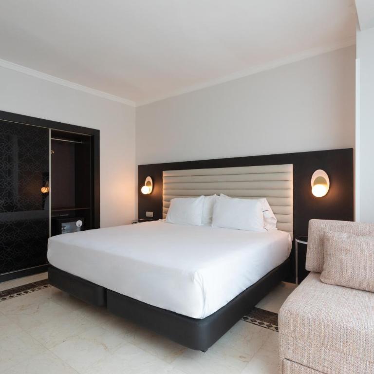 Eurostars Cristal Palace - Triple Room - 4