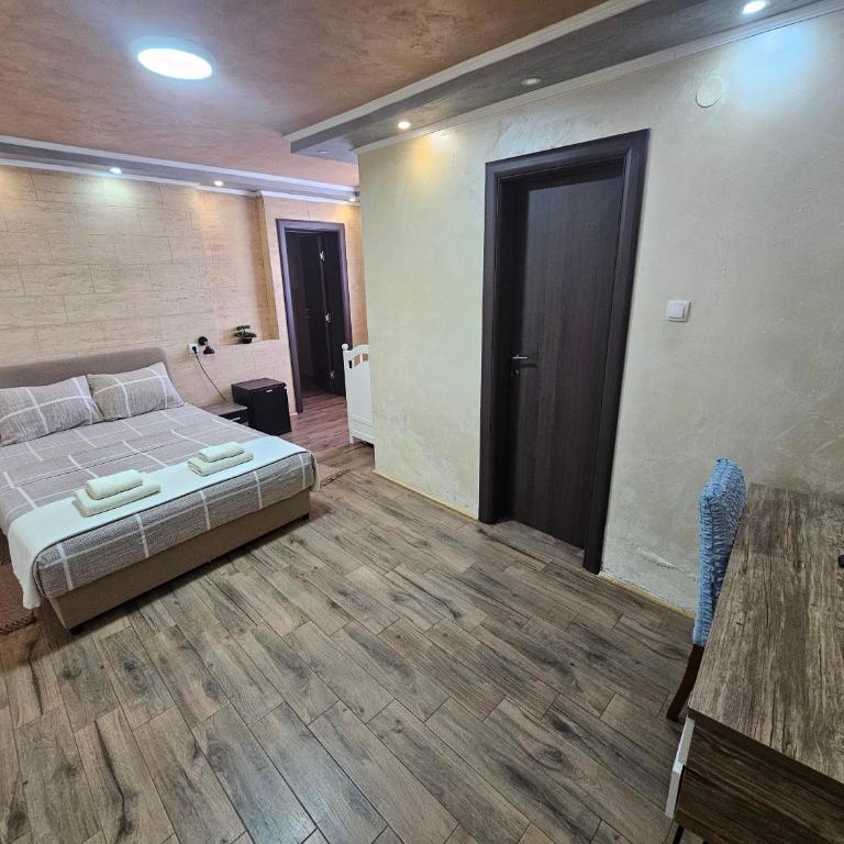 Prenoociste Simke - Deluxe Double Room with Extra Bed - 5