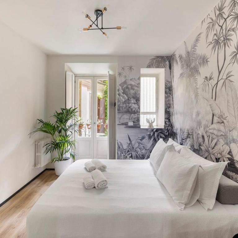 Heritage Four Suites - Four-Bedroom House - 13
