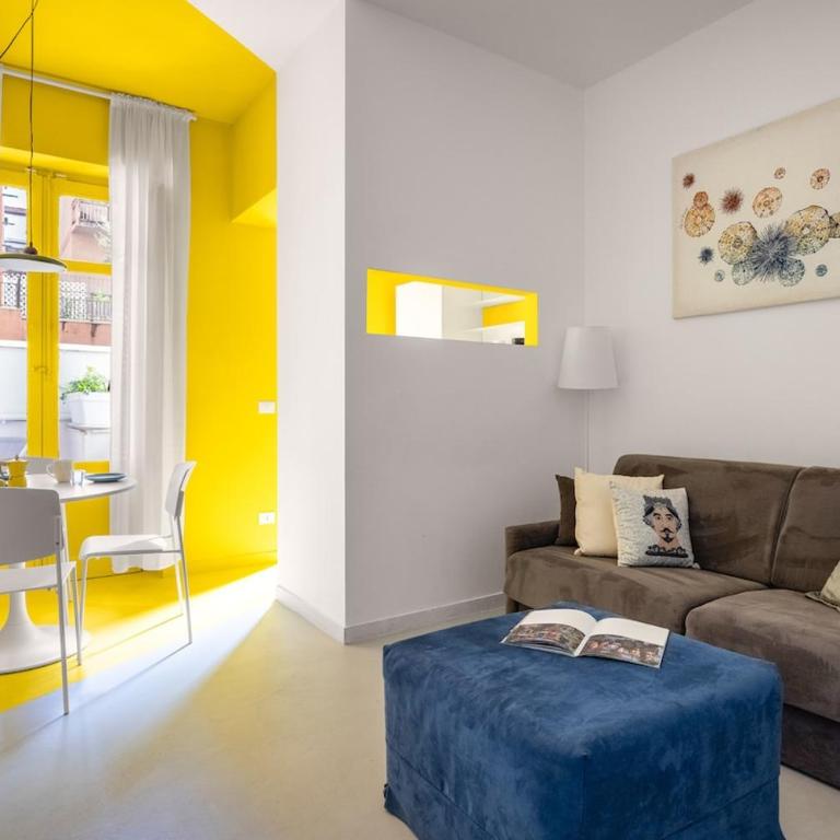 Sunny Apartament - One-Bedroom Apartment - 1