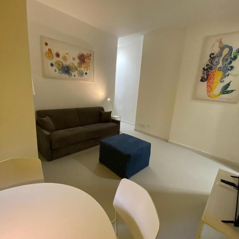 Sunny Apartament - One-Bedroom Apartment - 5