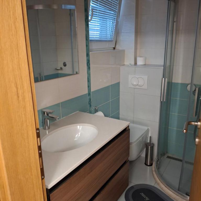 Apartments Grabovica - Studio with Balcony - 10