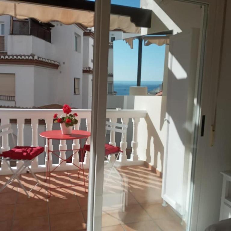 APARTAMENTO JUNTO AL MAR Con PARKING - One-Bedroom Apartment - 3