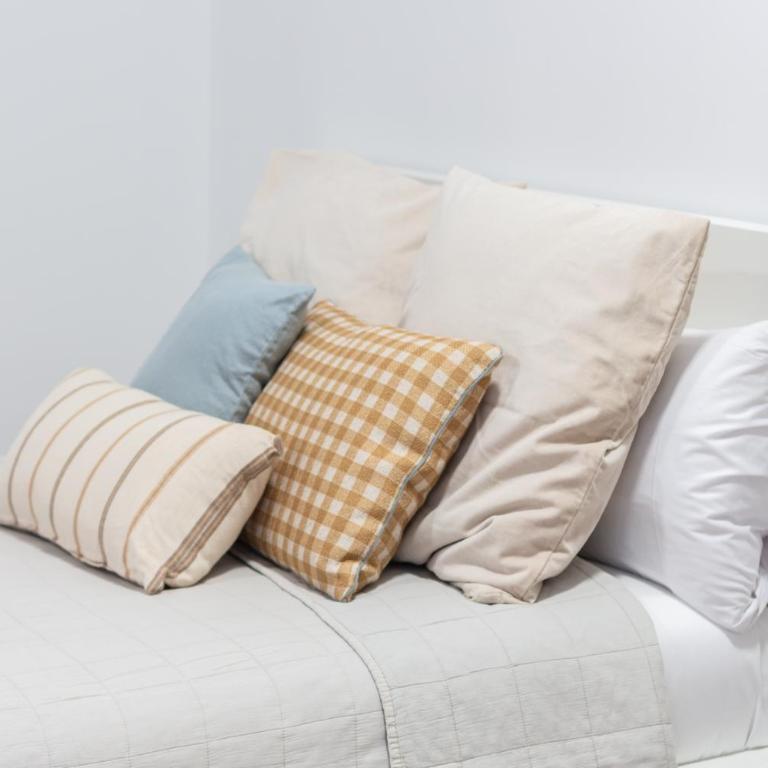 Manya Valencia by Concept Flats - Deluxe Studio - 11