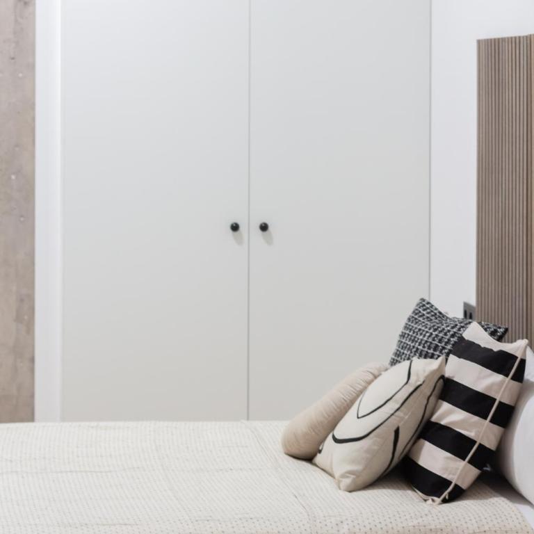Manya Valencia by Concept Flats - Deluxe Studio - 14