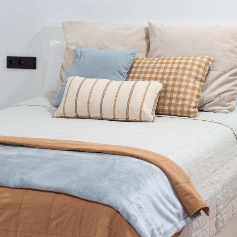 Manya Valencia by Concept Flats - Deluxe Studio - 18