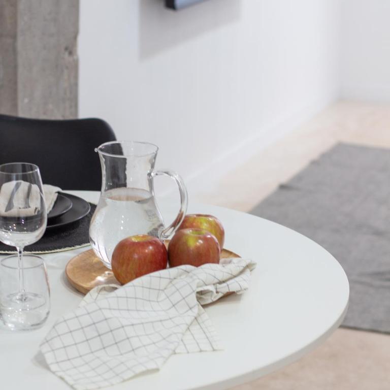 Manya Valencia by Concept Flats - Standard Studio - 34