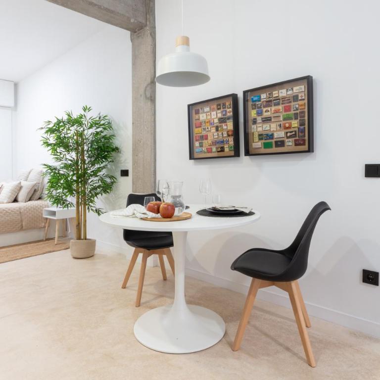 Manya Valencia by Concept Flats - Standard Studio - 10