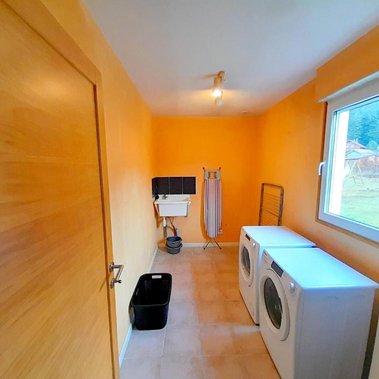 CHALET RÉCENT - BILLARD - BABYFOOT - PING PONG - MINI GOLF - WIFI - JARDIN - TERRASSE - 4 CHAMBRES - 2 à 8 PERSONNES - Chalet - 43