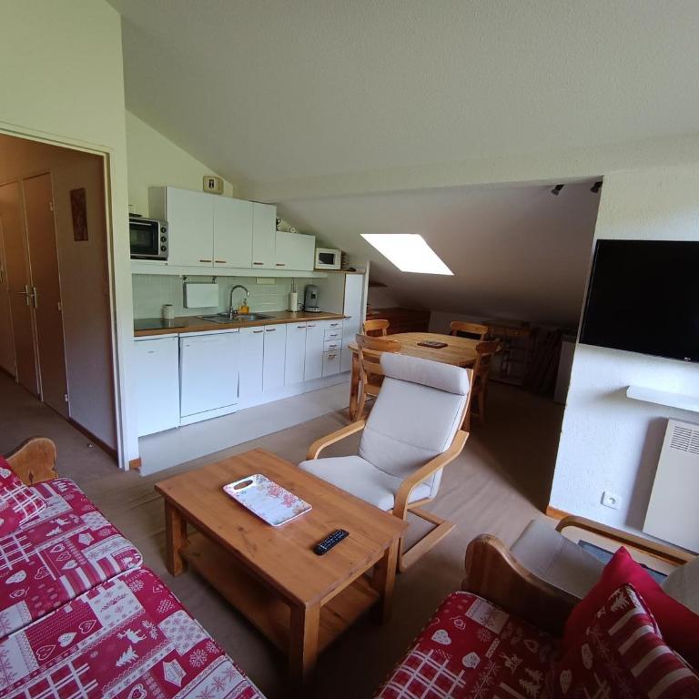 Confortable appartement 3 pièces, skis aux pieds, animaux acceptés - FR-1-445-4 - Apartamento (8 adultos) - 1