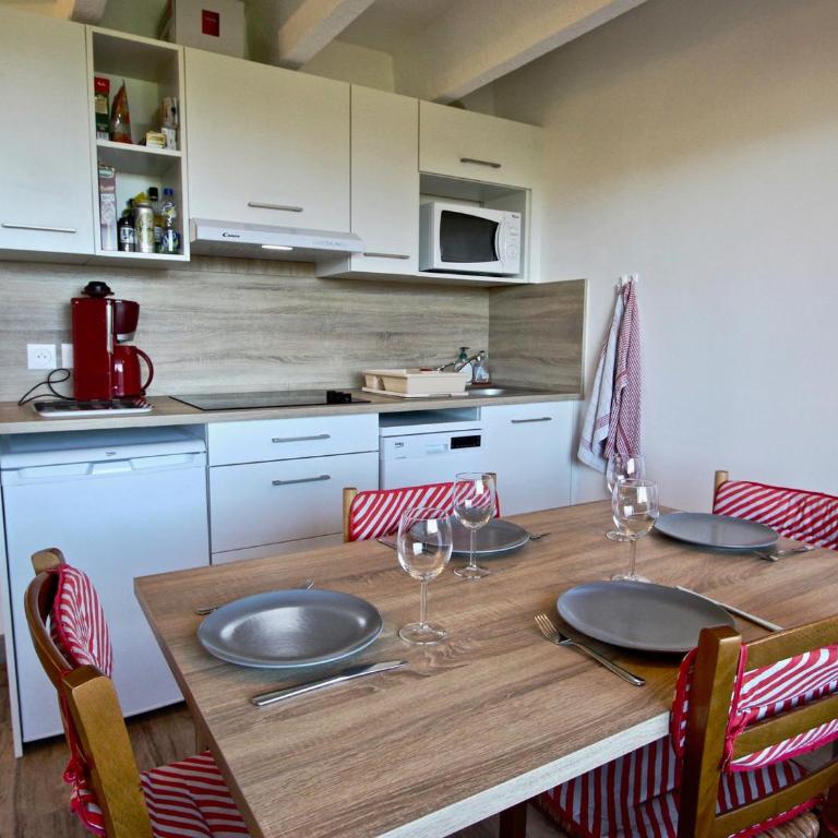 Studio cabine avec balcon et parking couvert - FR-1-340-186 - Studio - 8
