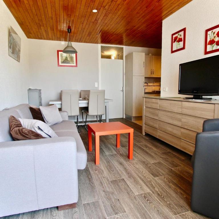 Charmant studio cabine 3* sud, proche pistes - Chamrousse - FR-1-340-226 - Studio - 13