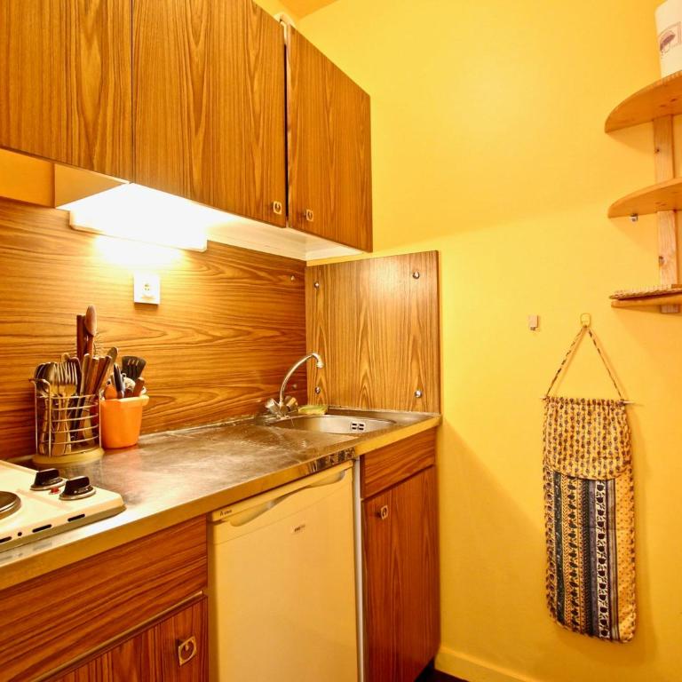 Appartement ski 2 pièces 4 pers, balcon, proche pistes - FR-1-340-39 - Appartement 1 Chambre - 14