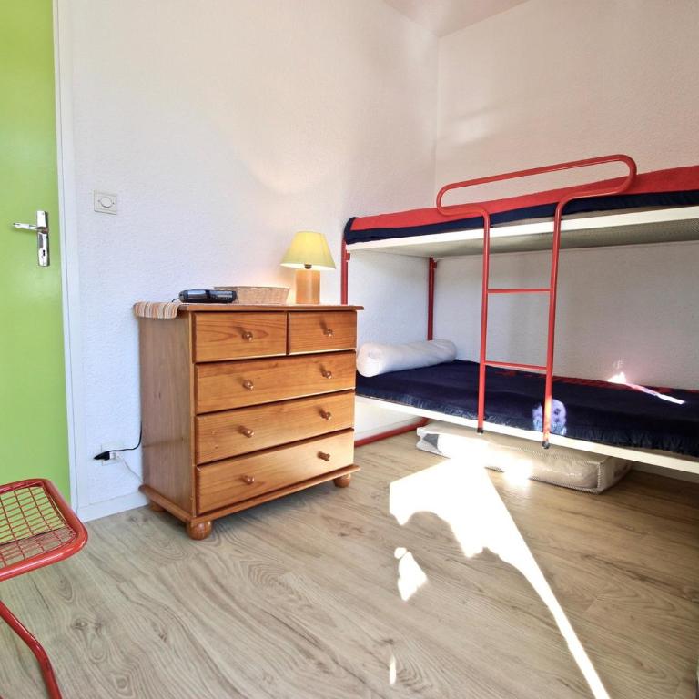 Appartement ski 2 pièces 4 pers, balcon, proche pistes - FR-1-340-39 - Appartement 1 Chambre - 17