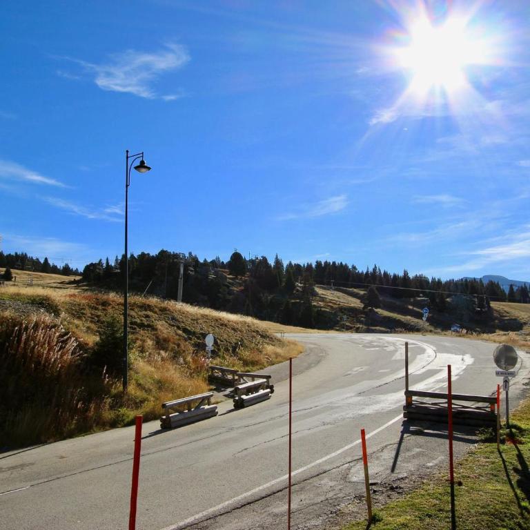 Appartement ski 2 pièces 4 pers, balcon, proche pistes - FR-1-340-39 - Appartement 1 Chambre - 24
