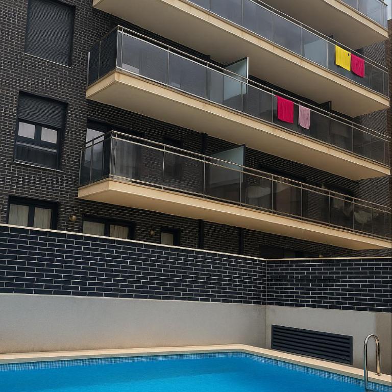 Luxury Beachfront Family Apartment - Two-Bedroom Apartment - 3