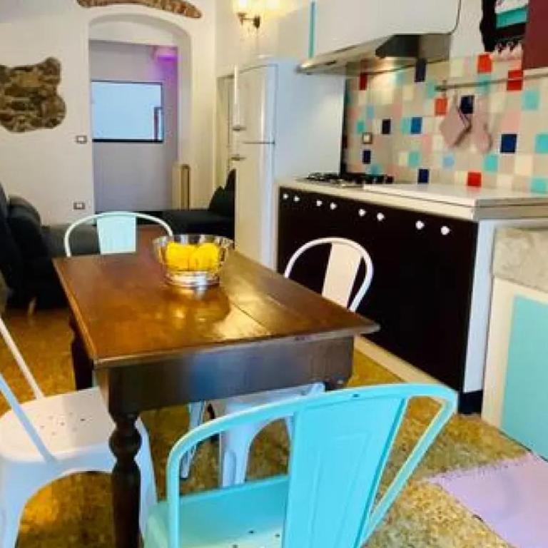 DIMORA Concept- Casa D'arte e Vacanze - Free parking - Appartamento con 2 Camere da Letto - 12