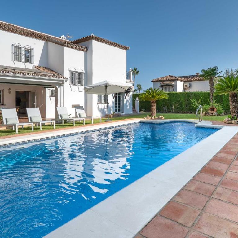 VACATION MARBELLA I Villa Faldo, Golf Valley, Private Heated Pool, BBQ, 24H Security, World-Class Dining, 10 min from Puerto Banus - Villa - 9